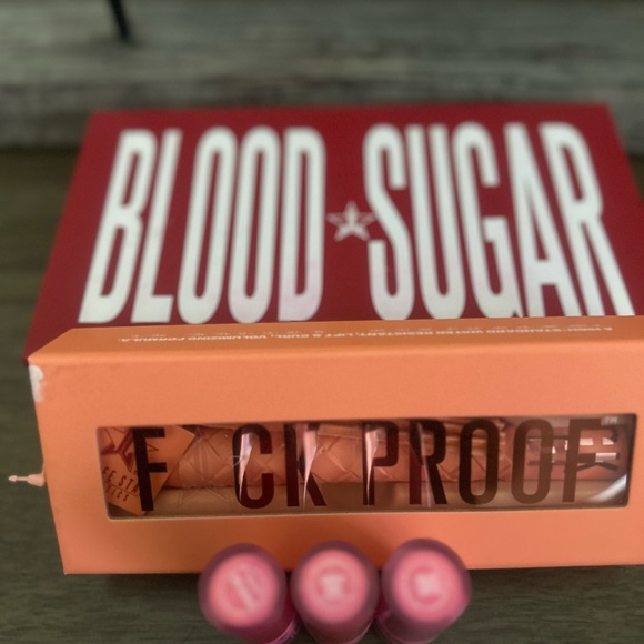 JEFFREE STAR BLOOD SUGAR BUNDLE - Picture 2 of 5